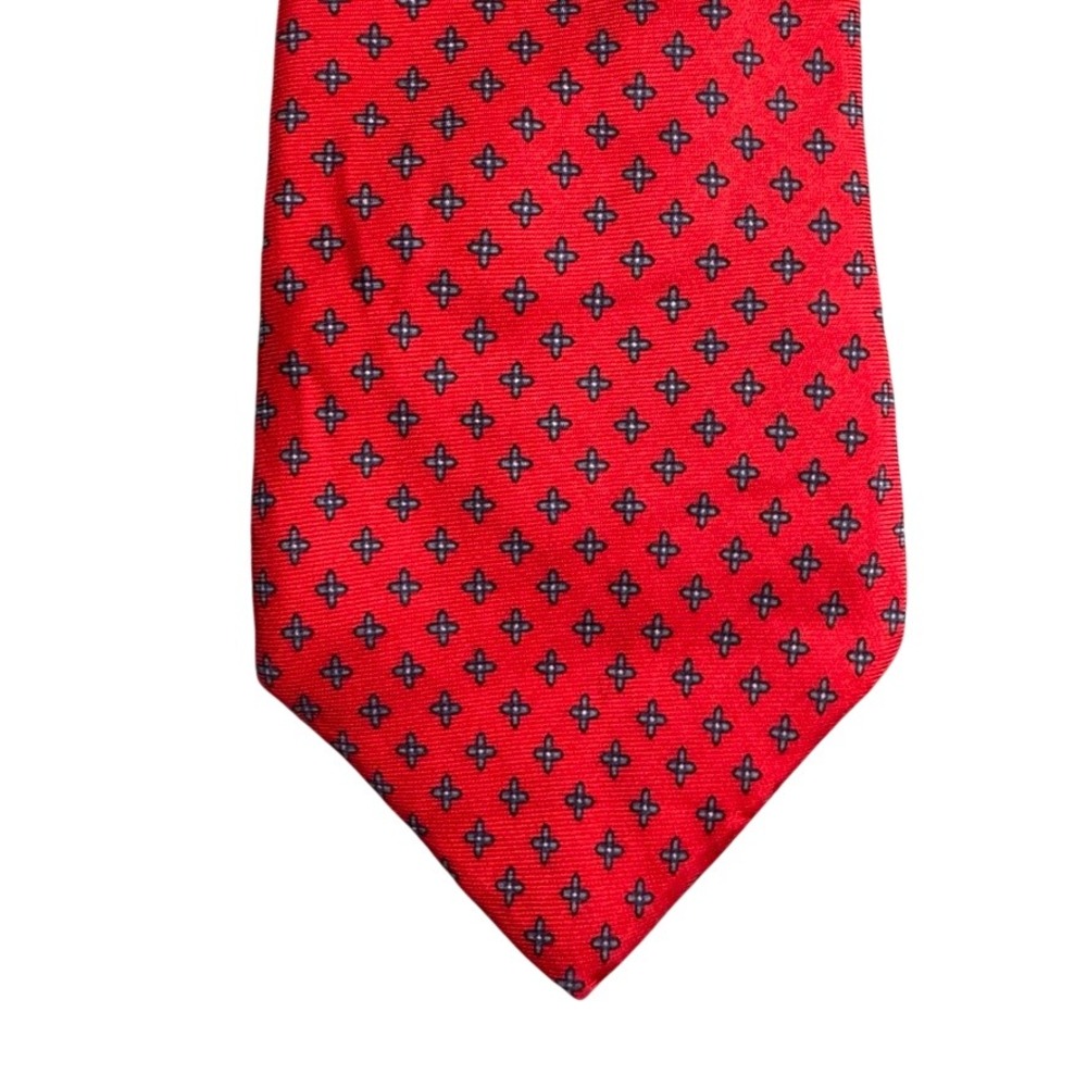 Christian Dior Mens Silk Tie Red Blue Geometric Quatrefoil Pattern USA Made